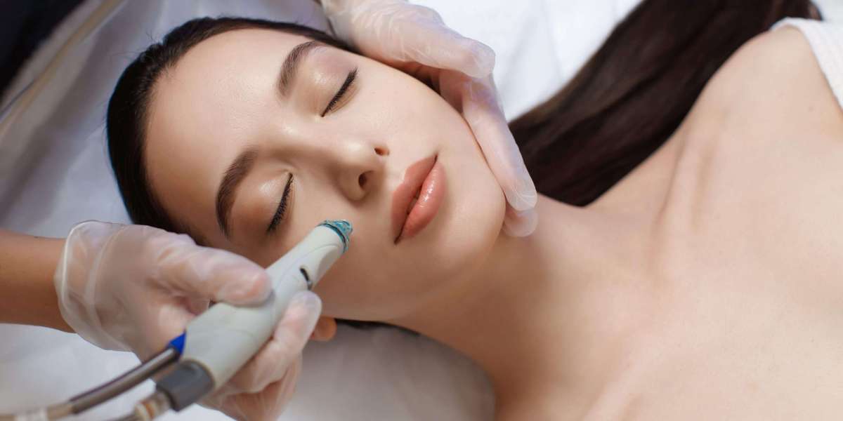 Unveiling Radiant Skin: Exploring Popular HydraFacial Packages in Rockville